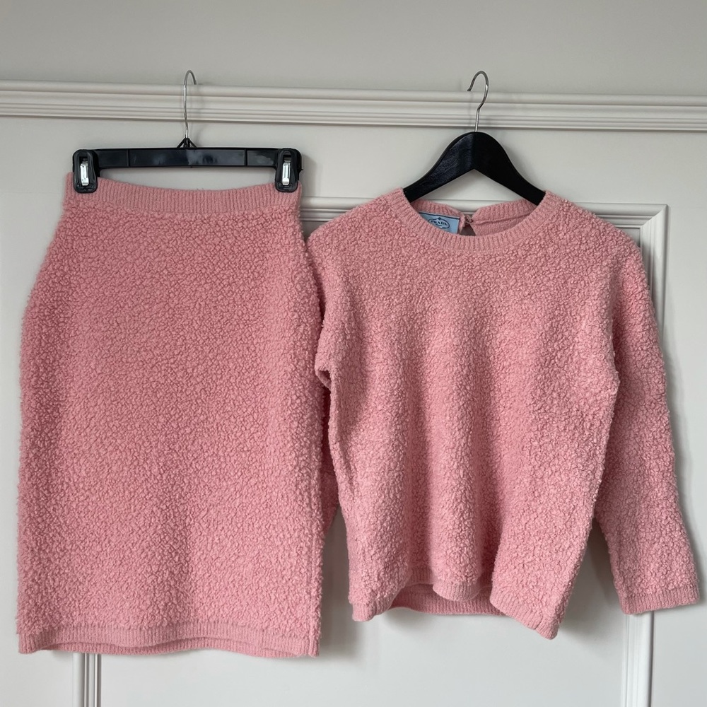 🎀Prada Pink Alpaca-blend boucle sweater🎀